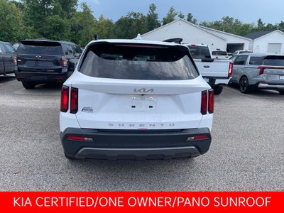 2022 Kia Sorento S AWD