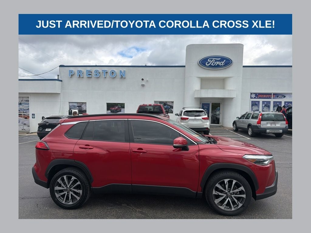 2023 Toyota Corolla Cross XLE