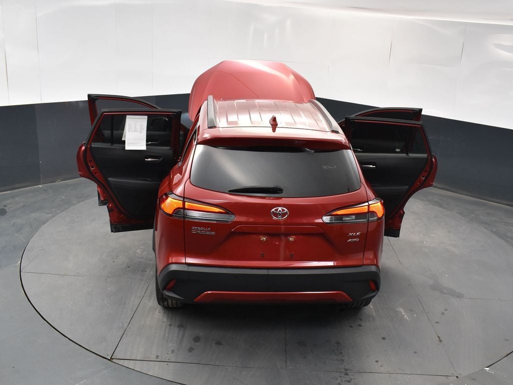 2023 Toyota Corolla Cross XLE
