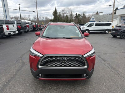 2023 Toyota Corolla Cross XLE