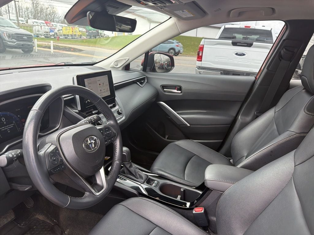 2023 Toyota Corolla Cross XLE