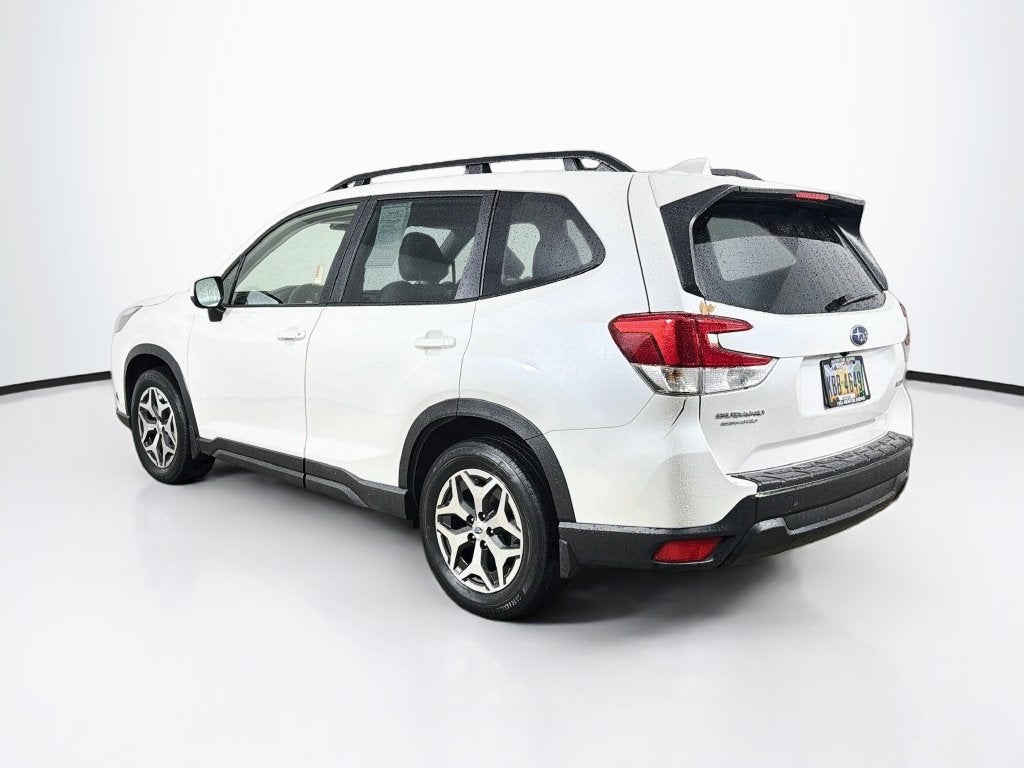 2023 Subaru Forester Premium AWD