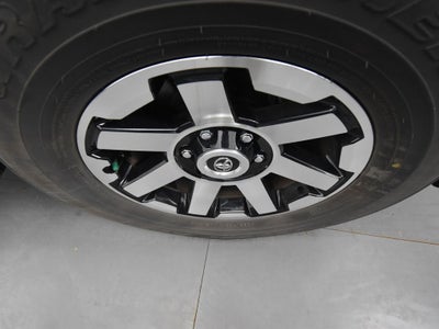 2024 Toyota 4Runner TRD Off-Road 4WD