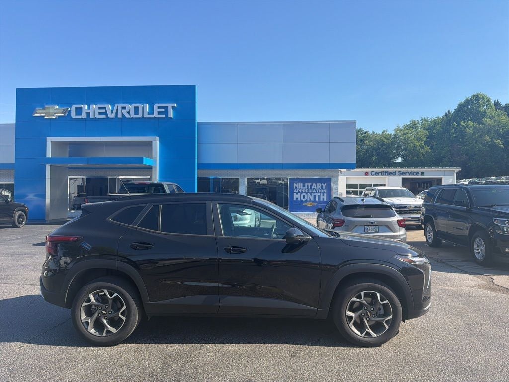 2024 Chevrolet Trax LT
