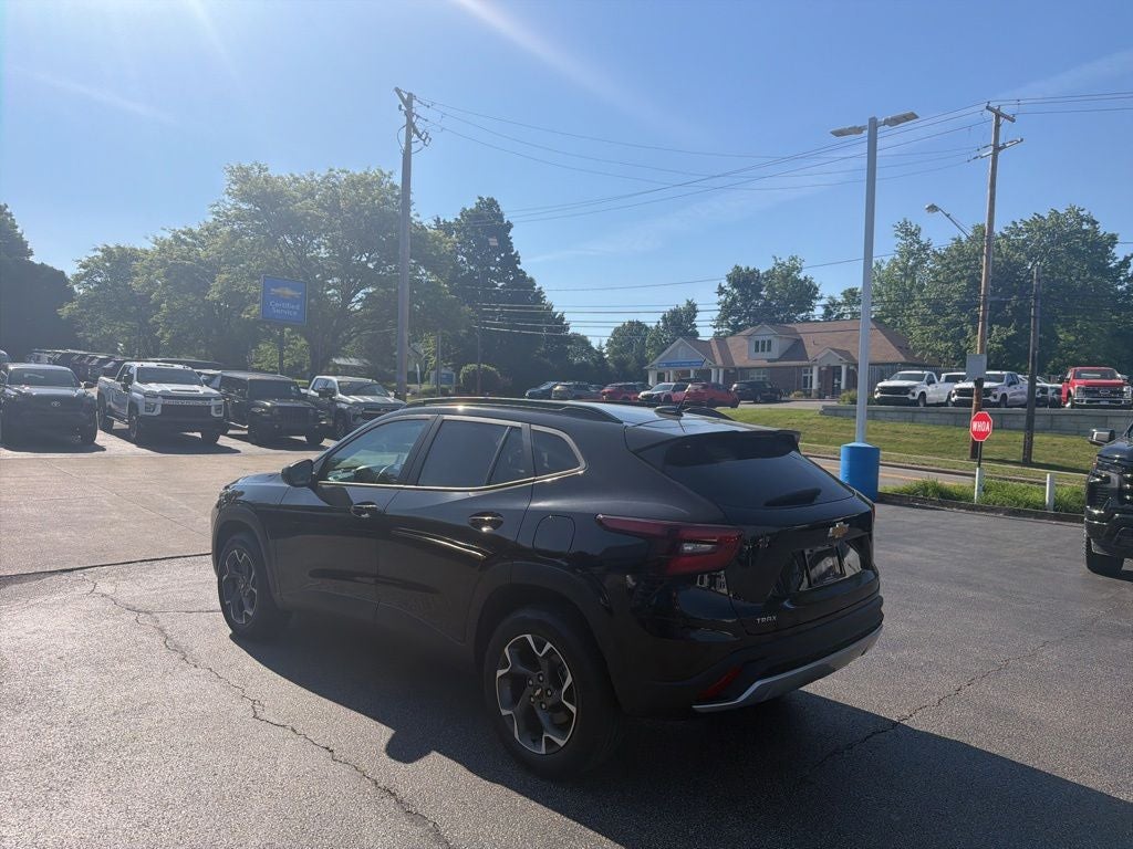 2024 Chevrolet Trax LT