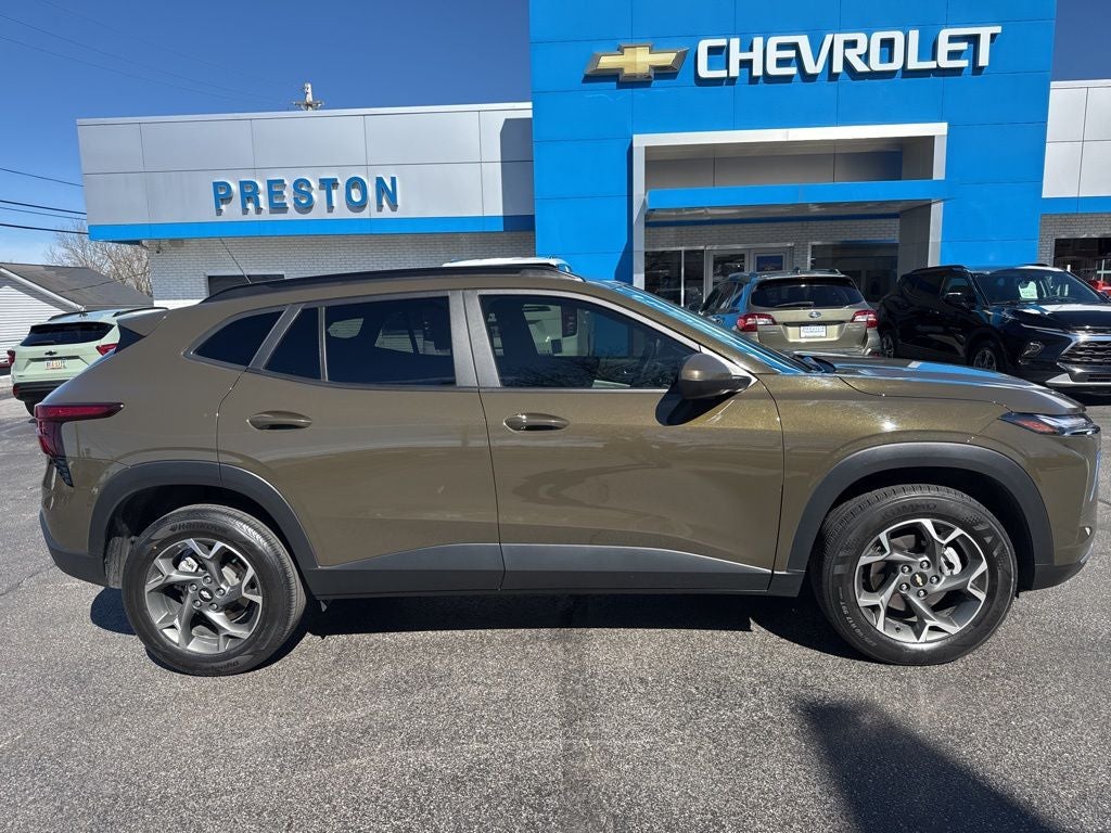 2024 Chevrolet Trax LT