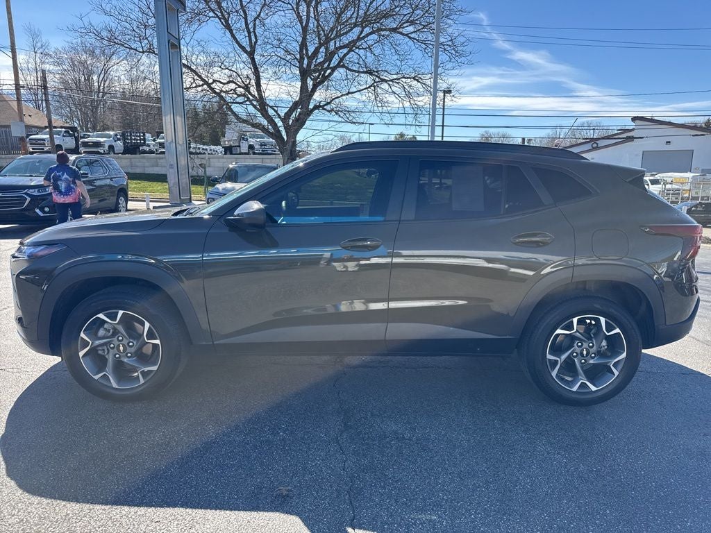 2024 Chevrolet Trax LT