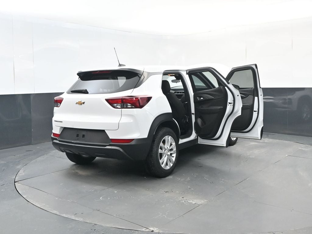 2023 Chevrolet TrailBlazer LS