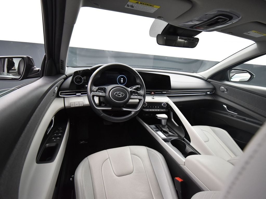 2022 Hyundai Elantra Limited