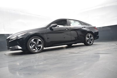 2022 Hyundai Elantra Limited