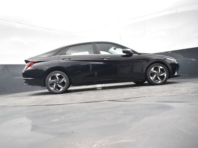 2022 Hyundai Elantra Limited