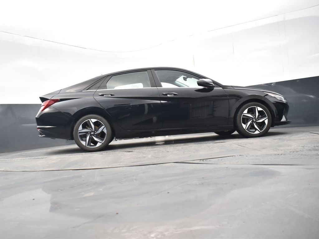 2022 Hyundai Elantra Limited