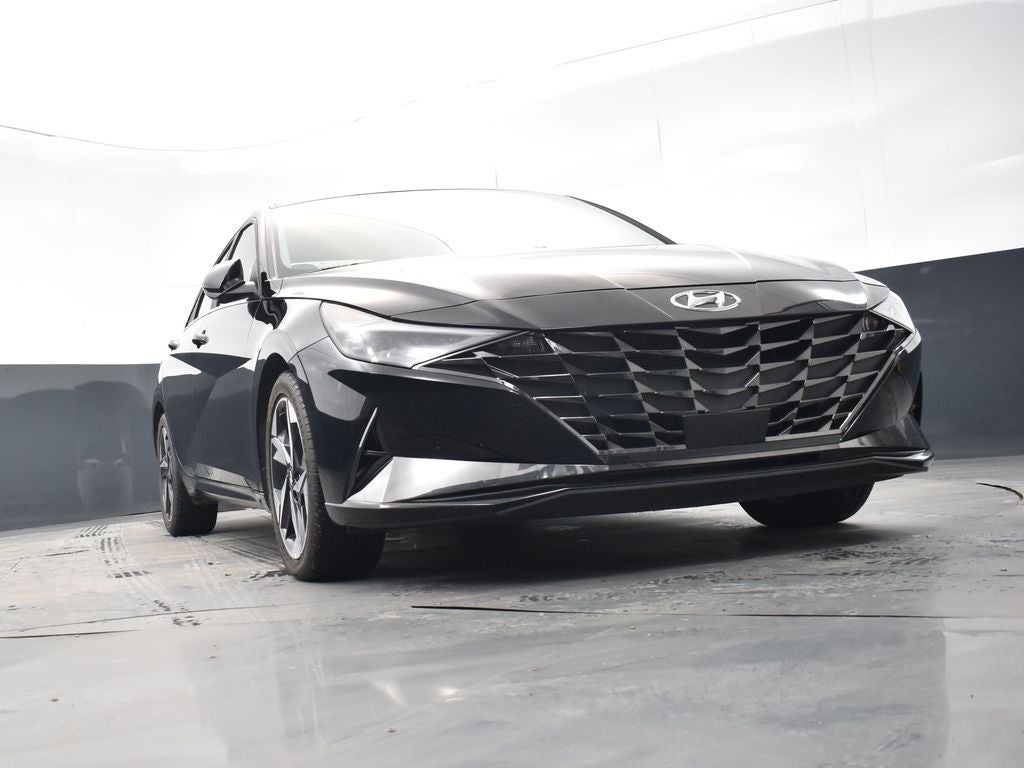 2022 Hyundai Elantra Limited