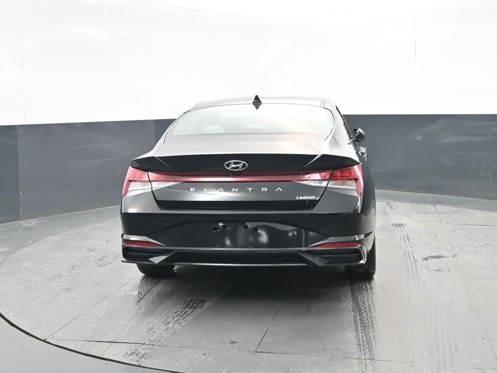 2022 Hyundai Elantra Limited