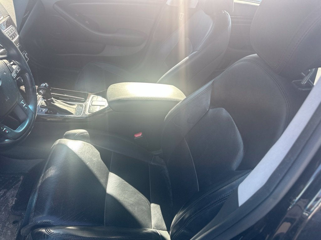 2014 Kia Cadenza Premium