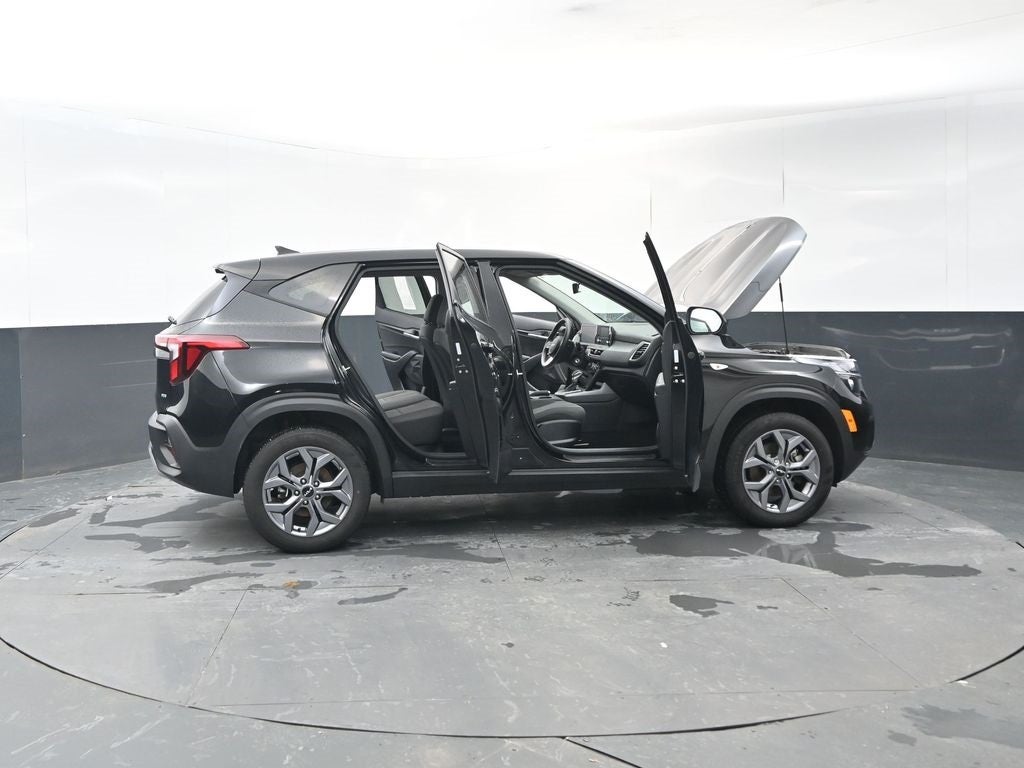 2024 Kia Seltos LX AWD