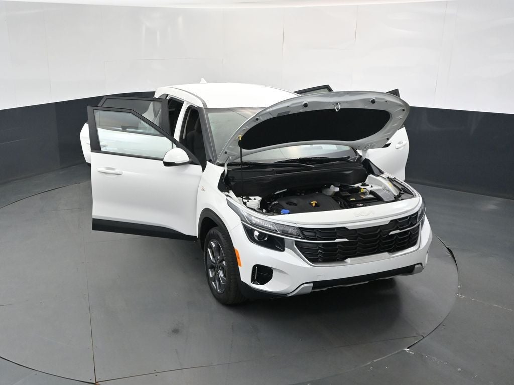 2025 Kia Seltos LX