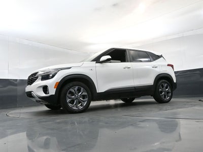 2025 Kia Seltos LX