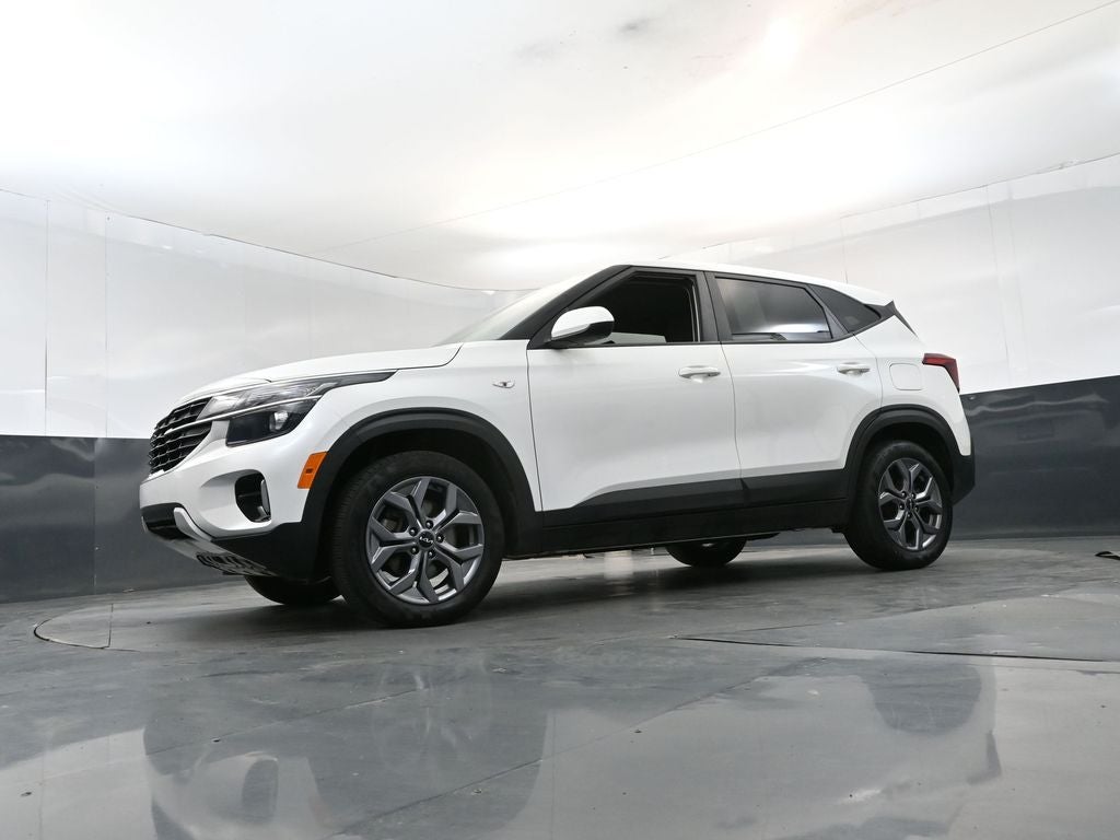2025 Kia Seltos LX