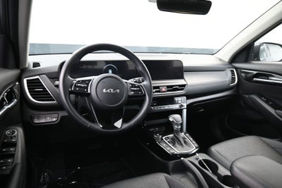 2024 Kia Seltos EX AWD