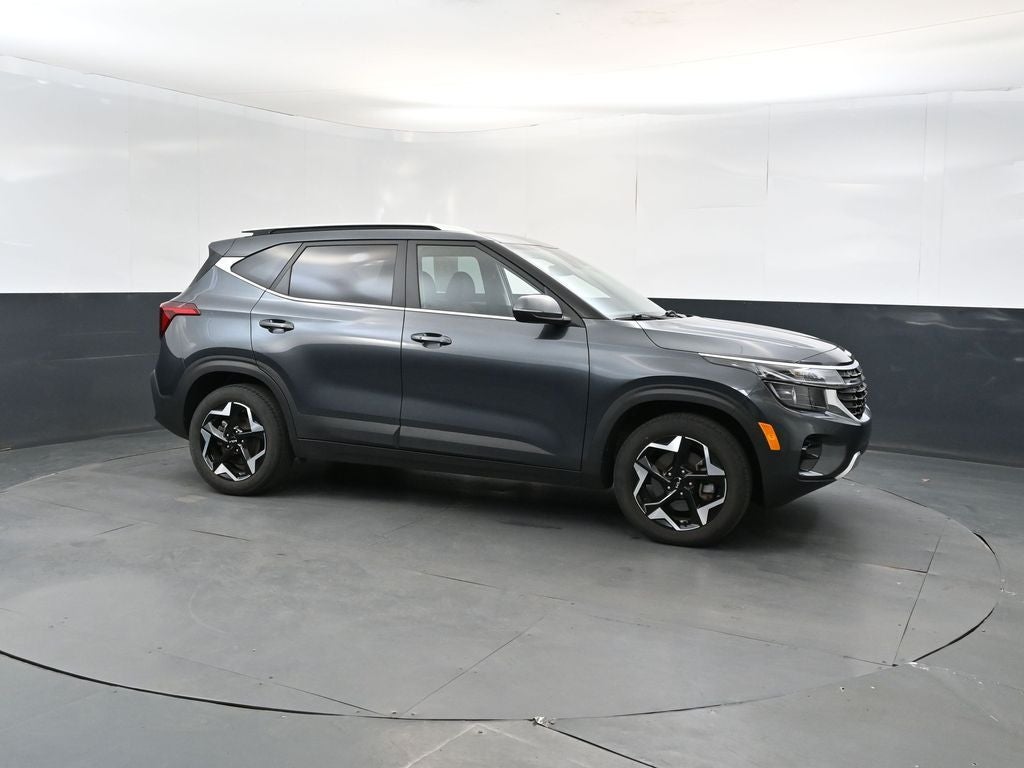 2024 Kia Seltos EX AWD