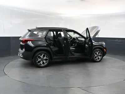 2023 Kia Seltos EX AWD