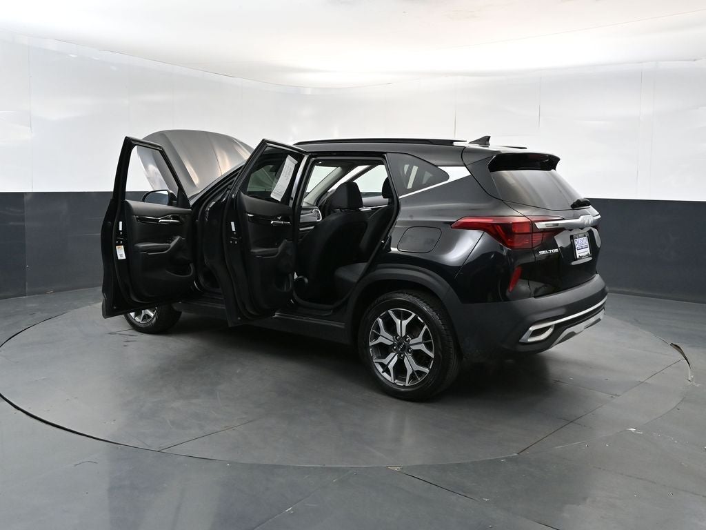 2023 Kia Seltos EX AWD