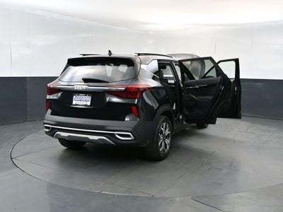 2023 Kia Seltos EX AWD