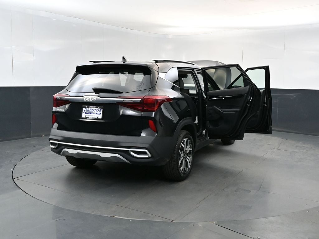 2023 Kia Seltos EX AWD