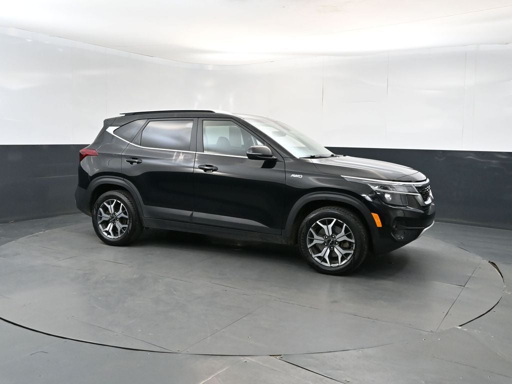 2023 Kia Seltos EX AWD