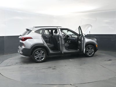 2023 Kia Seltos S AWD