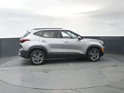 2023 Kia Seltos S AWD