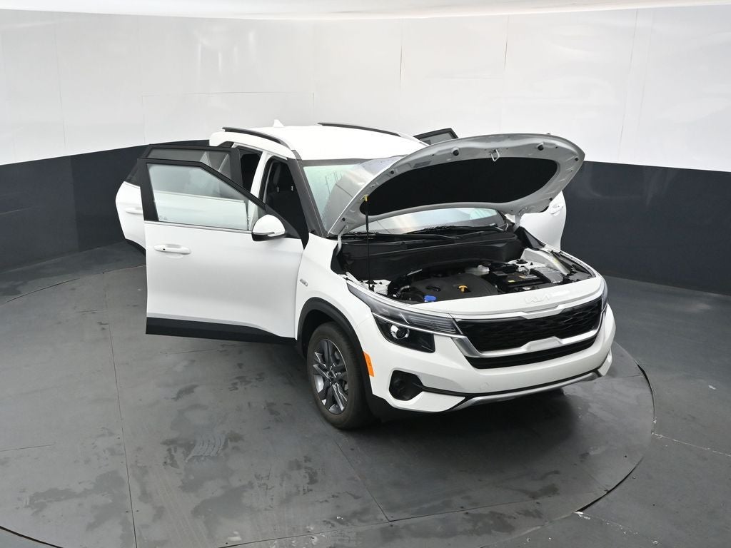 2023 Kia Seltos S