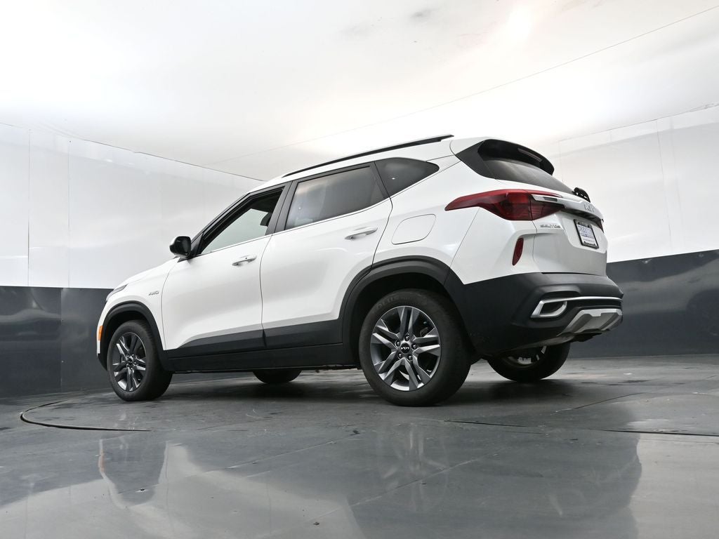 2023 Kia Seltos S