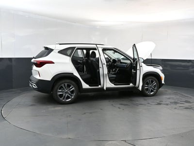 2023 Kia Seltos S