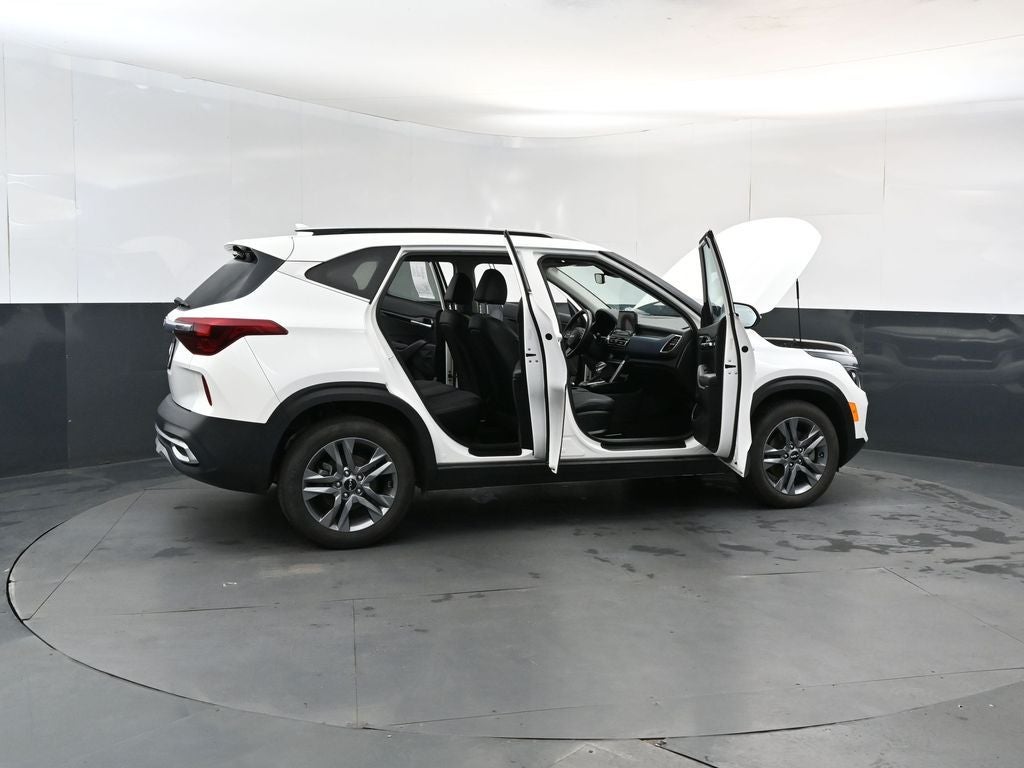 2023 Kia Seltos S