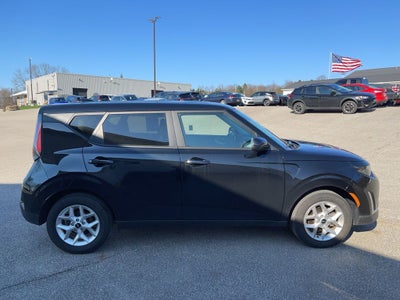 2024 Kia Soul LX