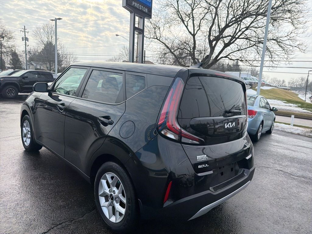 2023 Kia Soul LX