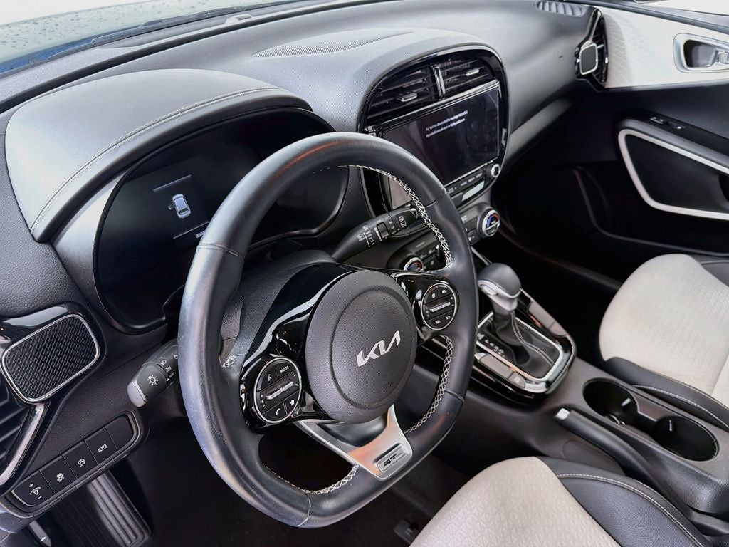 2023 Kia Soul GT-Line