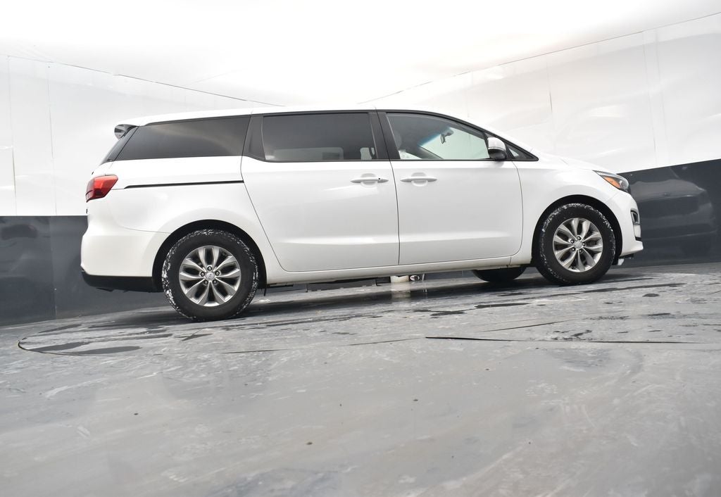 2021 Kia Sedona LX