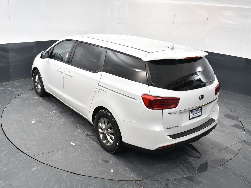 2021 Kia Sedona LX