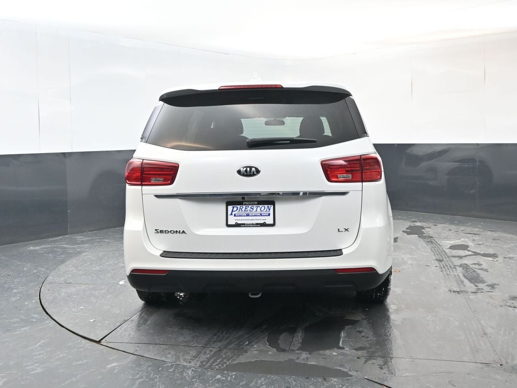 2021 Kia Sedona LX