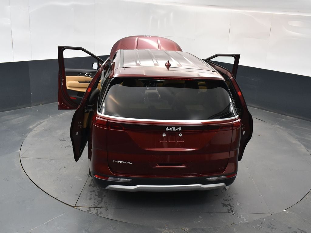 2024 Kia Carnival LX