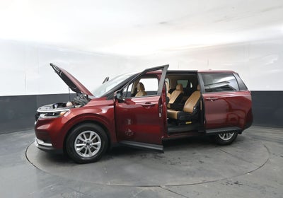 2024 Kia Carnival LX