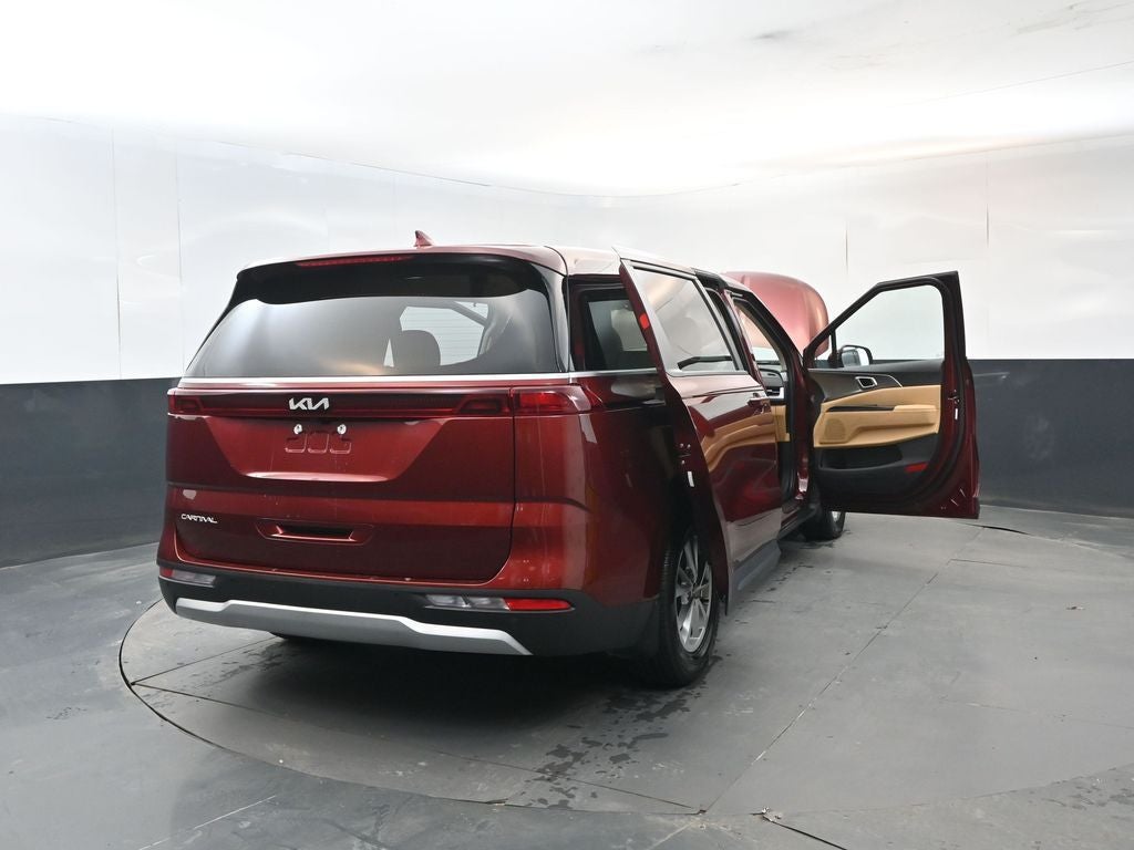 2024 Kia Carnival LX