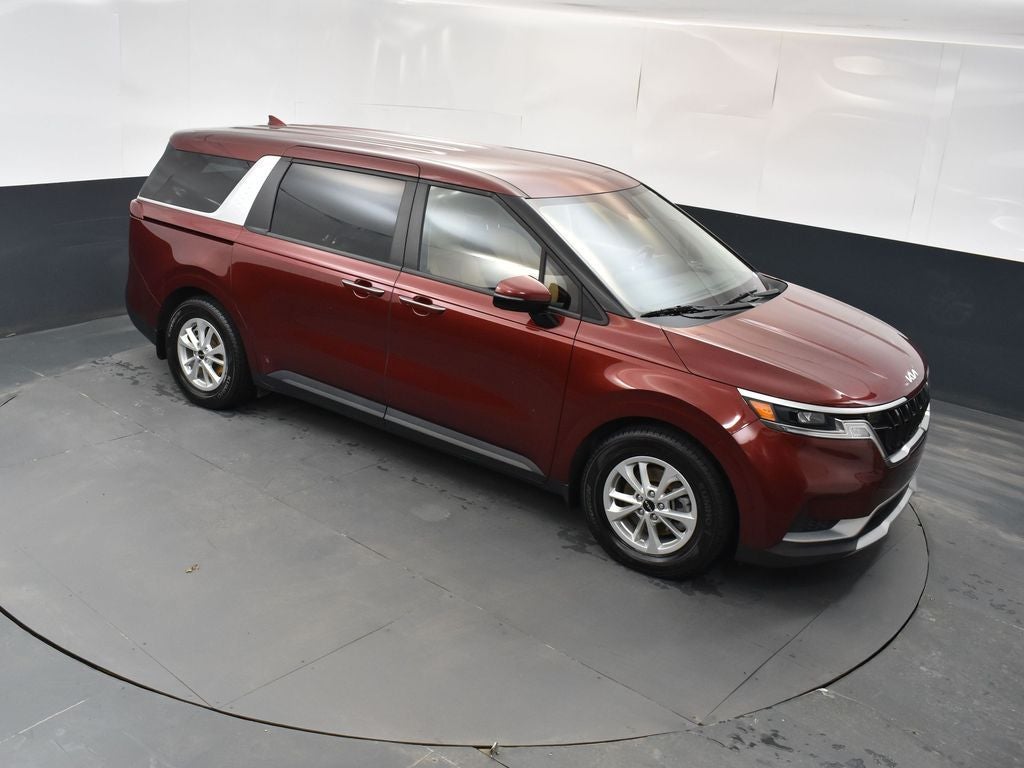 2024 Kia Carnival LX