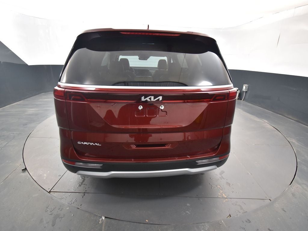 2024 Kia Carnival LX