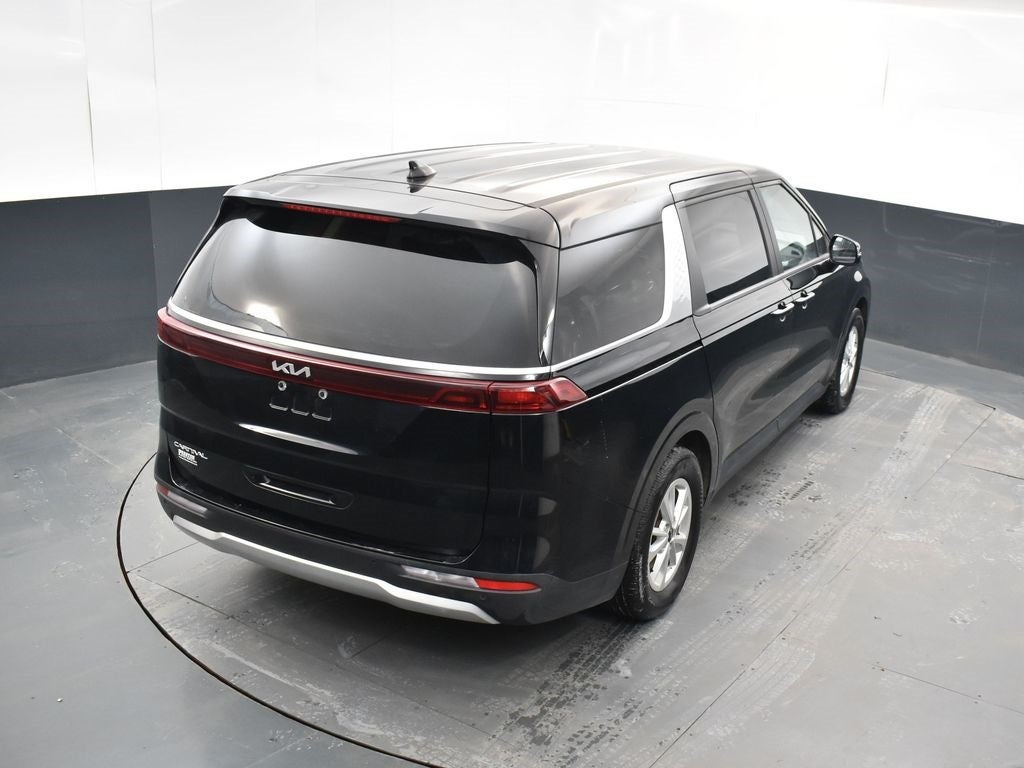 2024 Kia Carnival LX