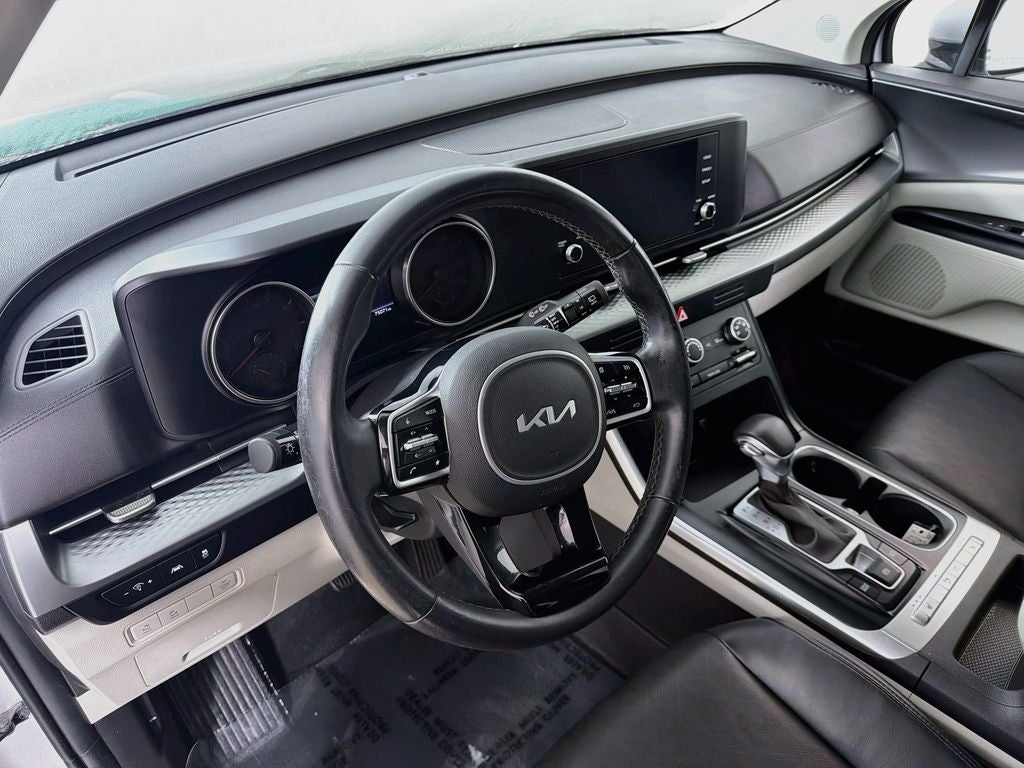 2023 Kia Carnival LX Seat Package