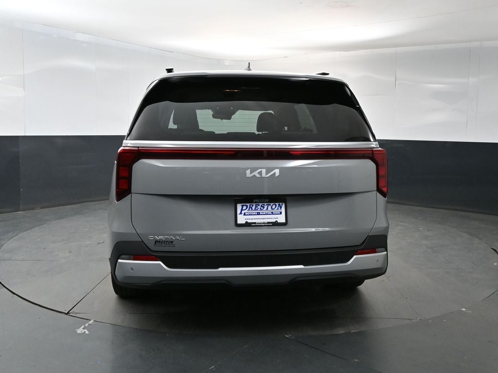 2025 Kia Carnival EX